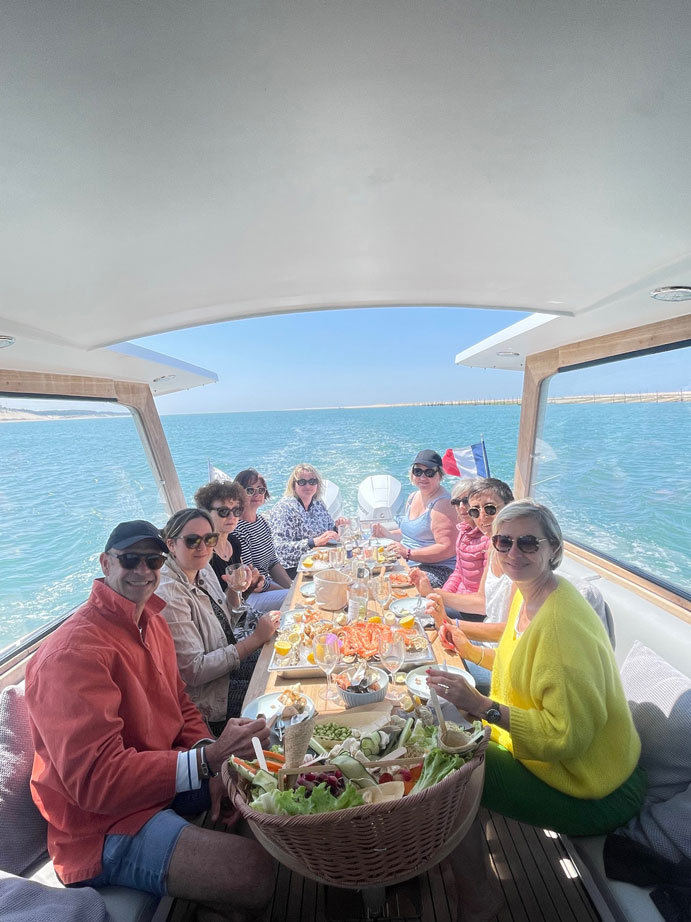 Croisière privée & Dégustation à Bord _ DHEDM
